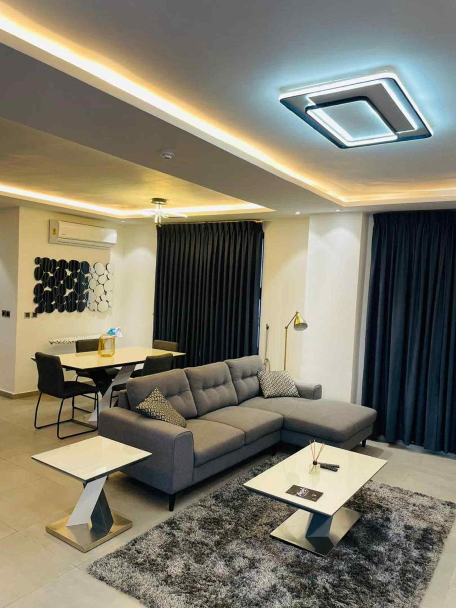 Park Apartments อักกรา ภายนอก รูปภาพ